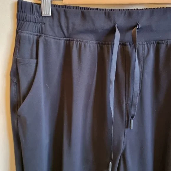 Lorna Jane Infrared Black Recovery Pants - Picture 3 of 7